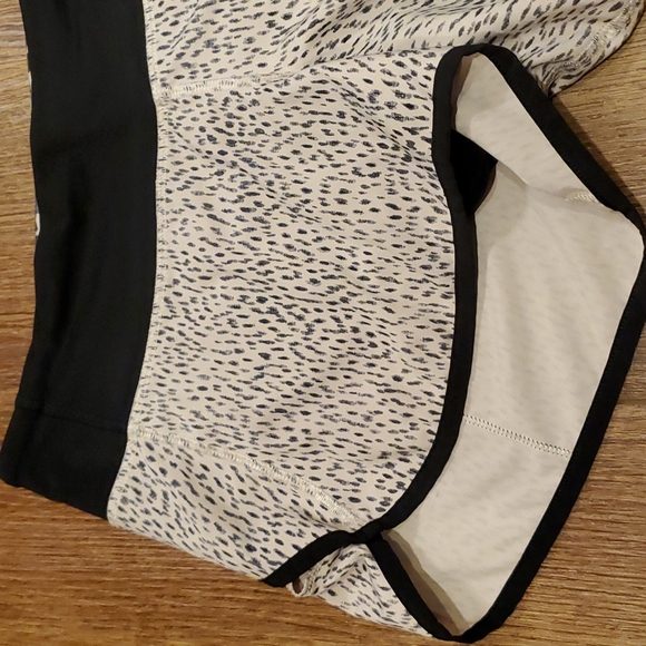 Lululemon Run: Speed Sz 6 Short 4-way Stretch Dottie Dash Grain Black / Black - Picture 2 of 6